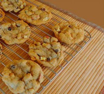 Яблочные печенья с орехами, изюмом и специями рецепт с фото