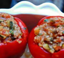 Перец, фаршированный овощами рецепт с фото