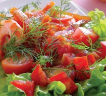 Салат из помидоров с креветками рецепт с фото