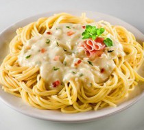 Спагетти с сырным соусом рецепт с фото