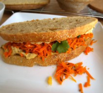 Бутерброды с морковью и чесноком рецепт с фото