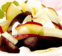 Яблочно-сливовый салат рецепт с фото