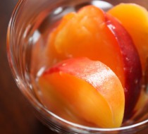 Персики в вине рецепт с фото