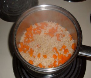 Тушеная морковь с рисом