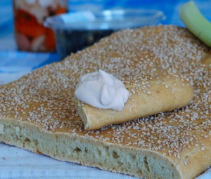 Греческий хлеб Лагана